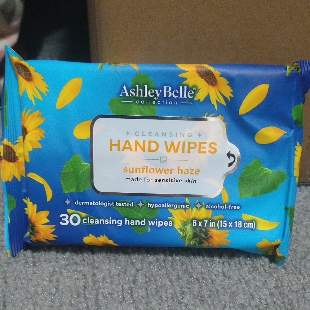 Cleansing Hand Wipes - New